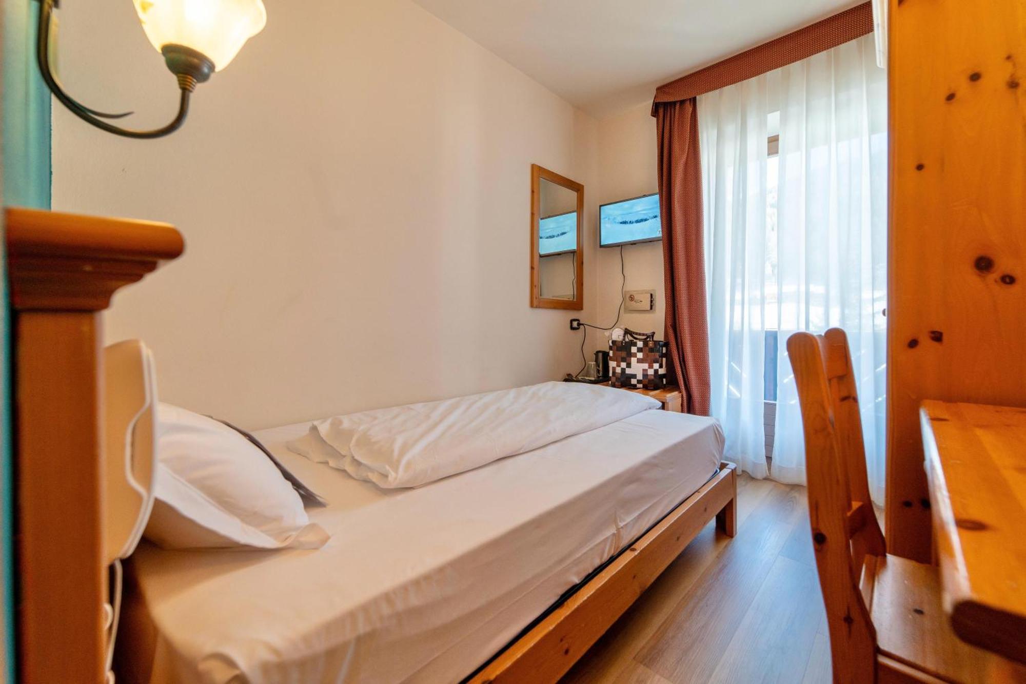 Hotel Primula 利维尼奥 外观 照片